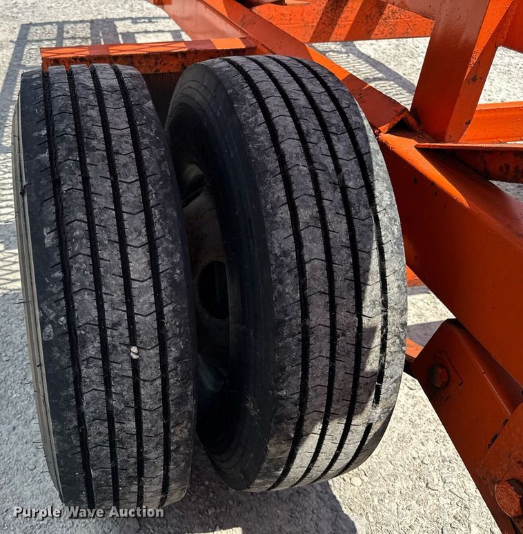 image for item EF2076 2020 Kaufman car carrier