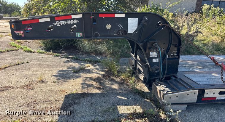 image for item EF2184 2011 XL Specialized Trailers Inc XL 70HDG lowboy equipment trailer