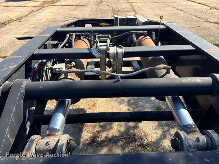 image for item EF2184 2011 XL Specialized Trailers Inc XL 70HDG lowboy equipment trailer