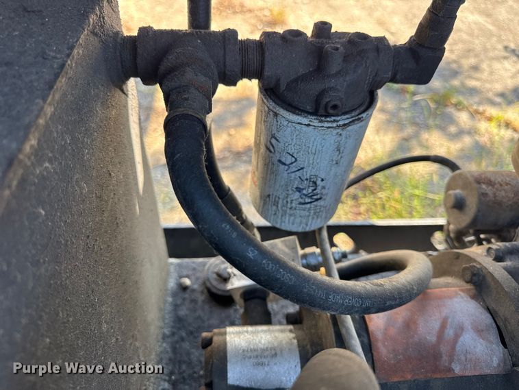 image for item EF2184 2011 XL Specialized Trailers Inc XL 70HDG lowboy equipment trailer