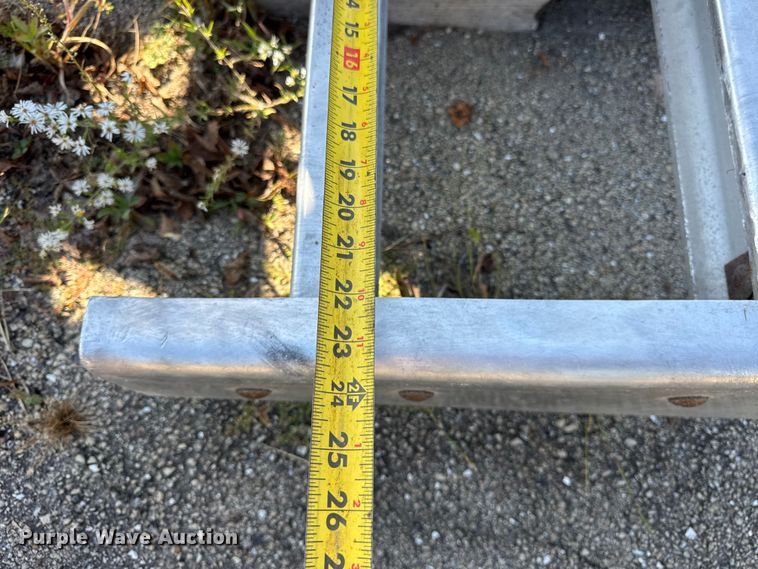 image for item EF2184 2011 XL Specialized Trailers Inc XL 70HDG lowboy equipment trailer