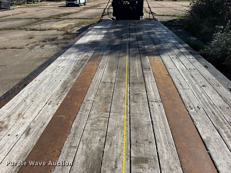 image for item EF2184 2011 XL Specialized Trailers Inc XL 70HDG lowboy equipment trailer