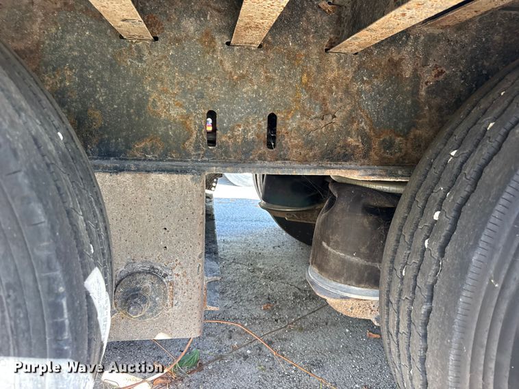 image for item EF2184 2011 XL Specialized Trailers Inc XL 70HDG lowboy equipment trailer