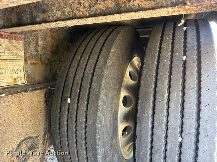 image for item EF2184 2011 XL Specialized Trailers Inc XL 70HDG lowboy equipment trailer