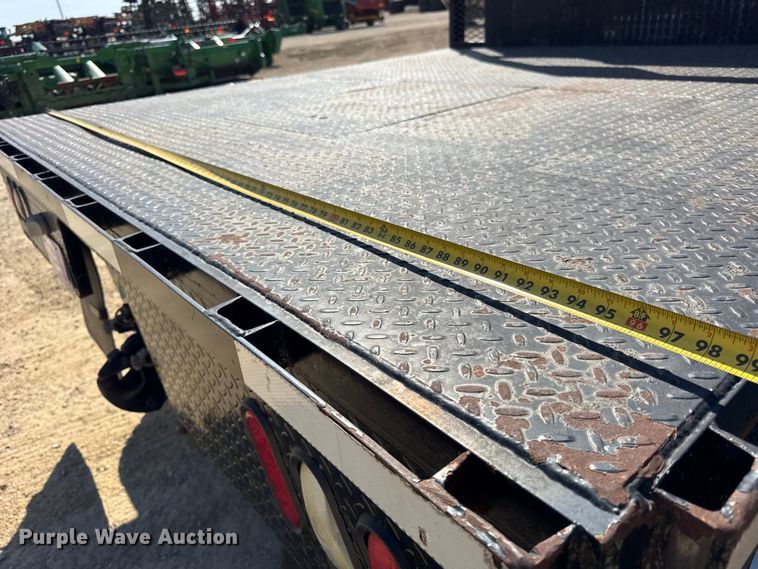 image for item EF2186 1995 International 4800 flatbed truck