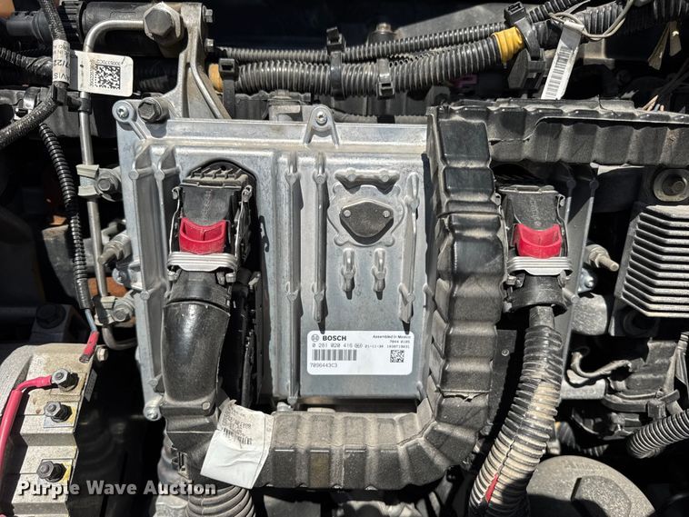 image for item EF2190 2021 International LT625 