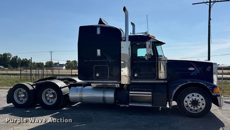 CAMIóN CAMAROTE 1999 PETERBILT