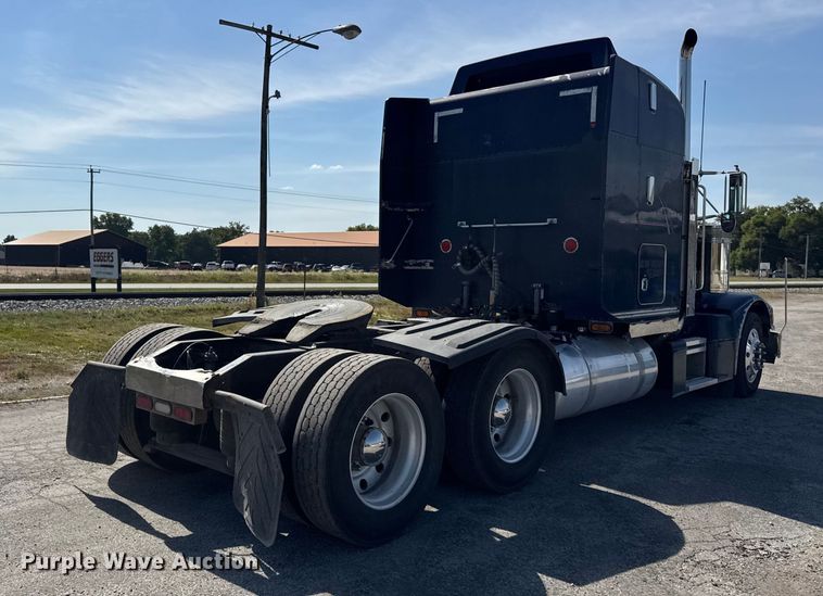 CAMIóN CAMAROTE 1999 PETERBILT