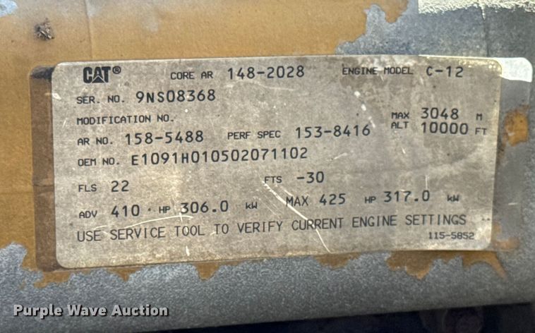 image for item EF2191 1999 Peterbilt 377 semi truck