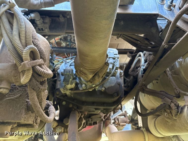 image for item EF6070 2017 Peterbilt 367 semi truck