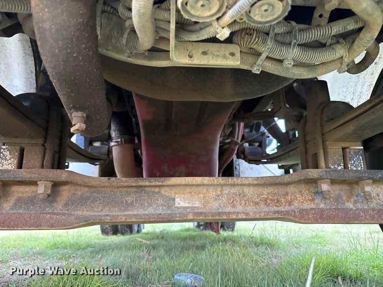 image for item EF6070 2017 Peterbilt 367 semi truck