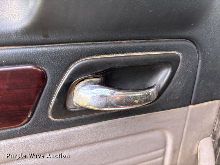 image for item EF6070 2017 Peterbilt 367 semi truck