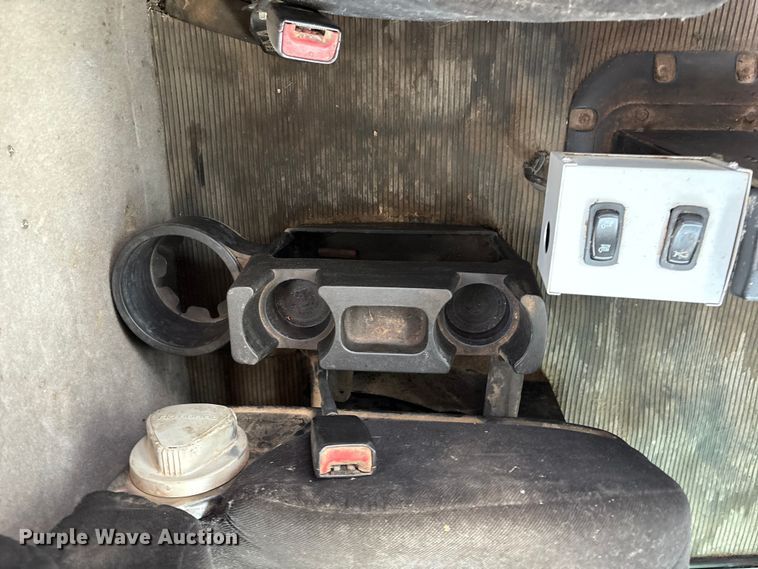 image for item EF6070 2017 Peterbilt 367 semi truck