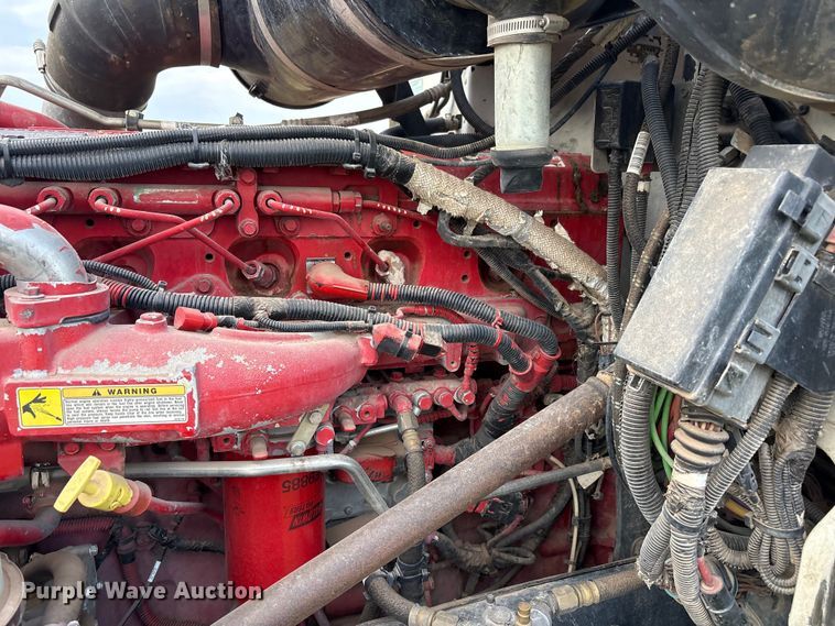 image for item EF6070 2017 Peterbilt 367 semi truck