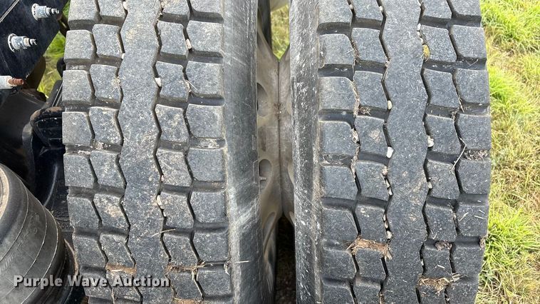 image for item EF6070 2017 Peterbilt 367 semi truck