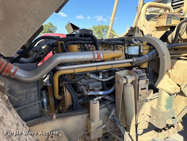 image for item EH7511 2001 Stewart Stevenson M1088A1 flatbed truck