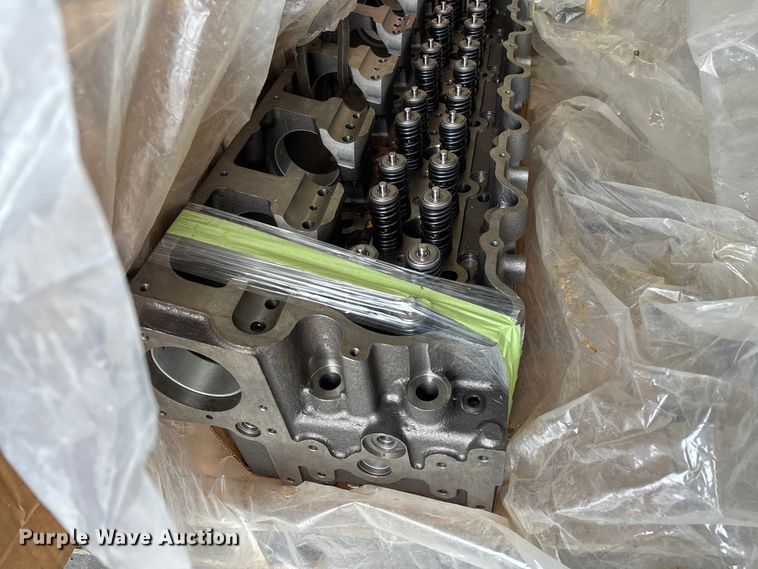 image for item EJ7669 Caterpillar C15 engine rebuild kit