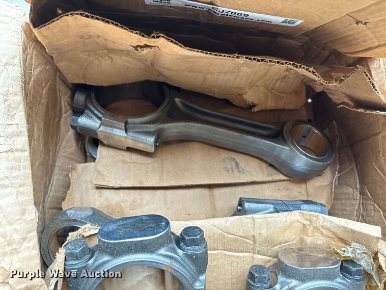 image for item EJ7669 Caterpillar C15 engine rebuild kit