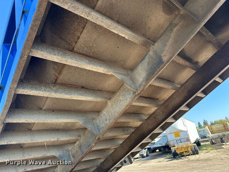 image for item EL0001 1992 Mack CH613 dump truck