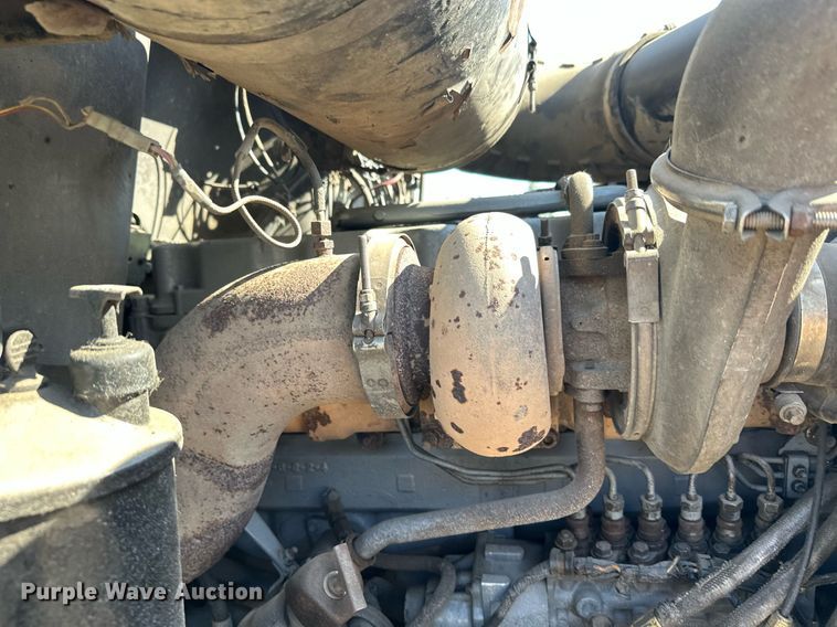 image for item EL0001 1992 Mack CH613 dump truck