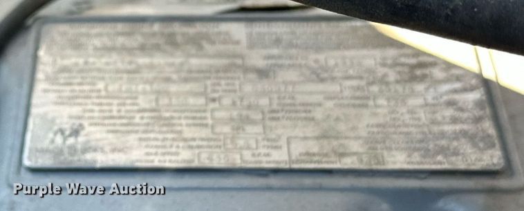 image for item EL0001 1992 Mack CH613 dump truck