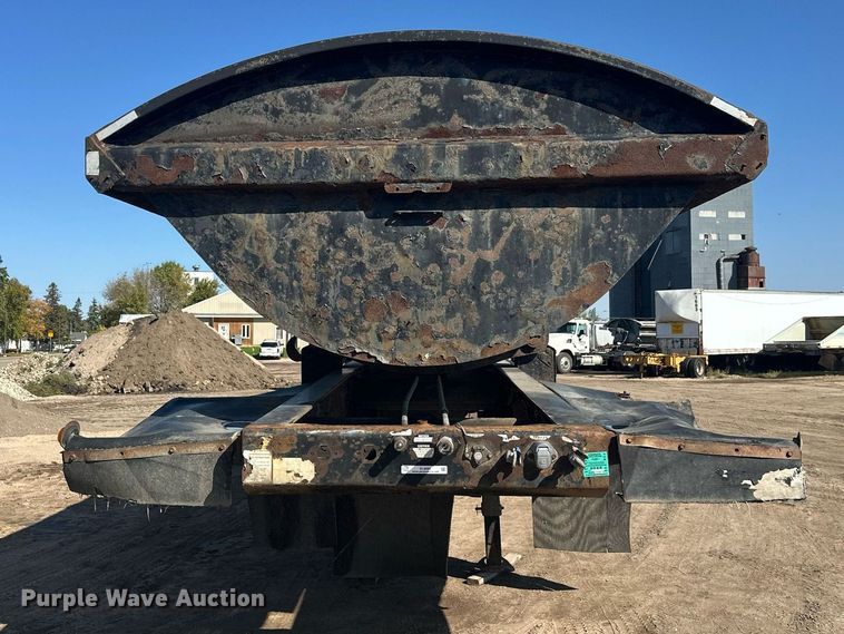 image for item EL0002 2006 Sidump'r side dump trailer