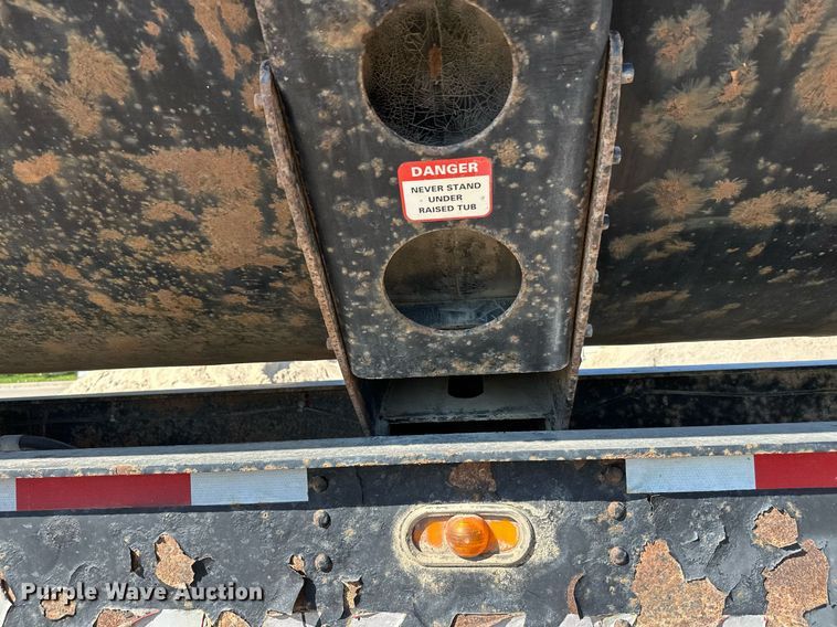 image for item EL0002 2006 Sidump'r side dump trailer