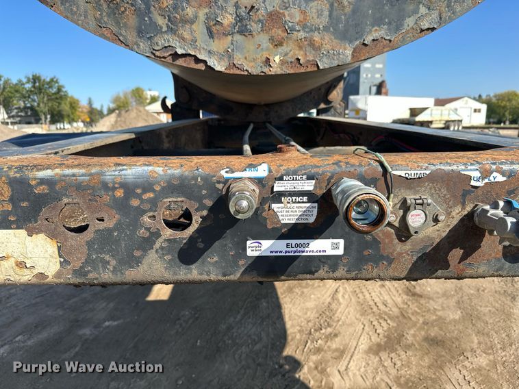 image for item EL0002 2006 Sidump'r side dump trailer