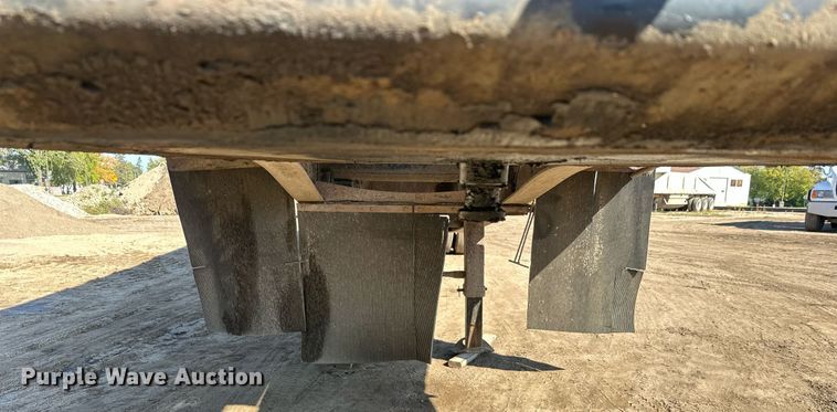 image for item EL0002 2006 Sidump'r side dump trailer