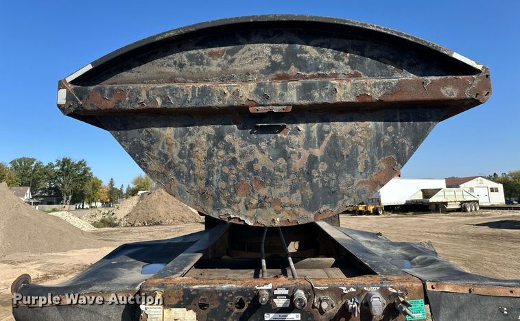 image for item EL0002 2006 Sidump'r side dump trailer