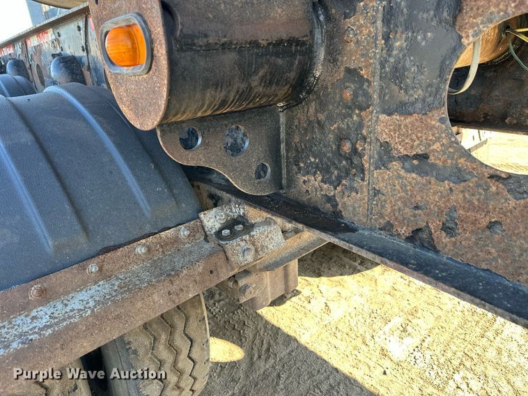 image for item EL0002 2006 Sidump'r side dump trailer