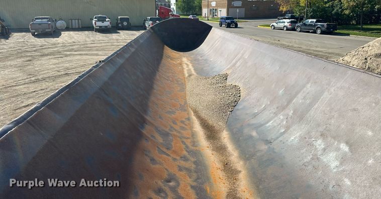 image for item EL0002 2006 Sidump'r side dump trailer