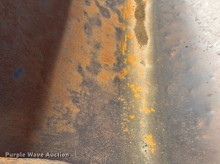 image for item EL0002 2006 Sidump'r side dump trailer