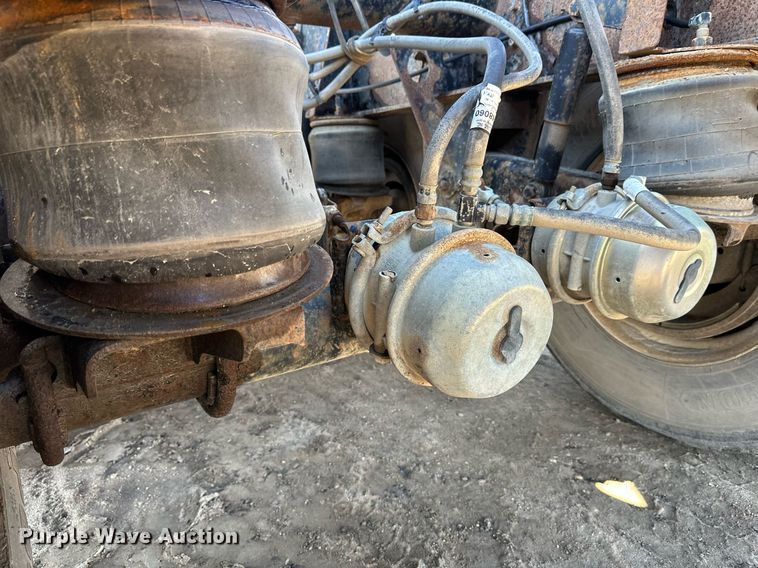 image for item EL0002 2006 Sidump'r side dump trailer