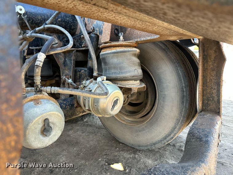 image for item EL0002 2006 Sidump'r side dump trailer