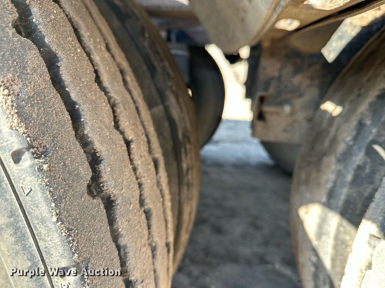 image for item EL0002 2006 Sidump'r side dump trailer