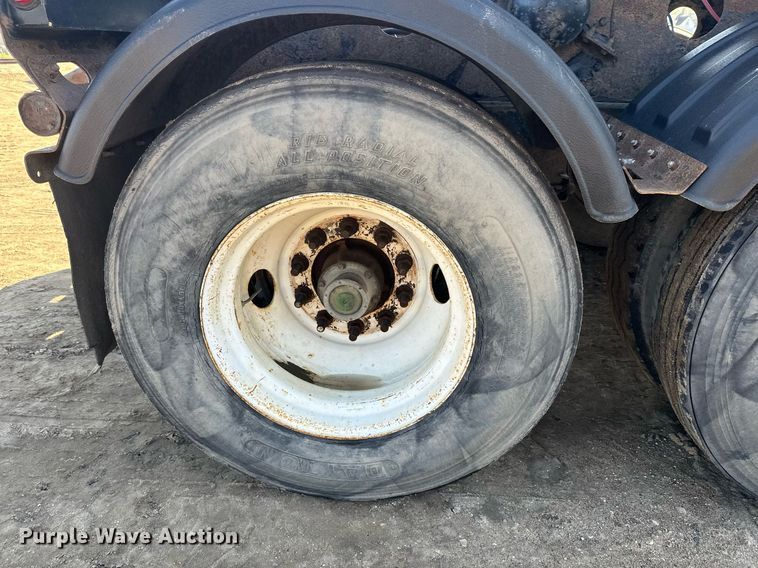 image for item EL0002 2006 Sidump'r side dump trailer