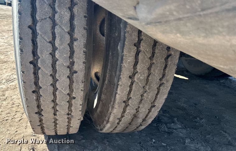 image for item EL0002 2006 Sidump'r side dump trailer