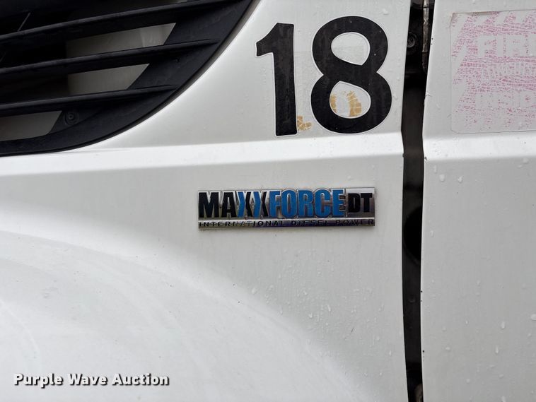 image for item EM0591 2008 International 7400 refuse truck