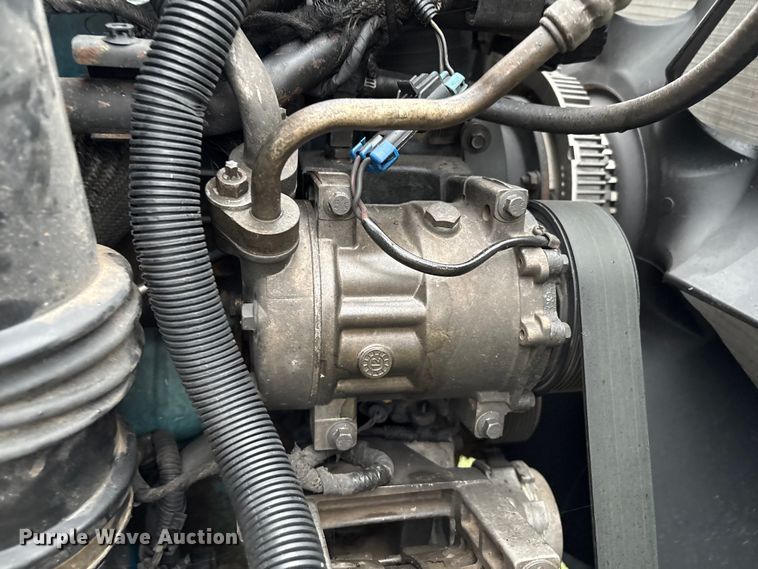 image for item EM0591 2008 International 7400 refuse truck