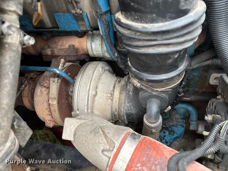 image for item EM0591 2008 International 7400 refuse truck