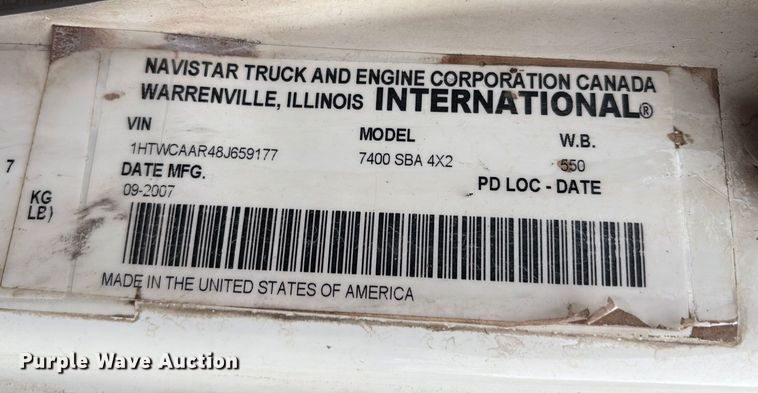 image for item EM0591 2008 International 7400 refuse truck