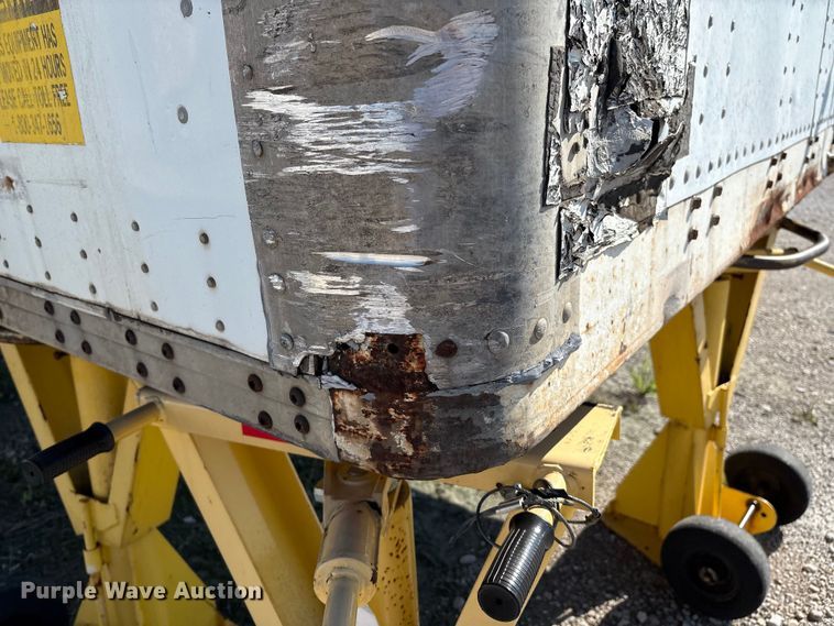 image for item EM0605 1999 Wabash DVCVHPC dry van trailer