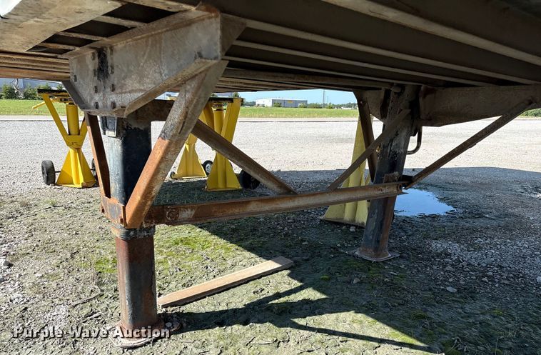 image for item EM0605 1999 Wabash DVCVHPC dry van trailer