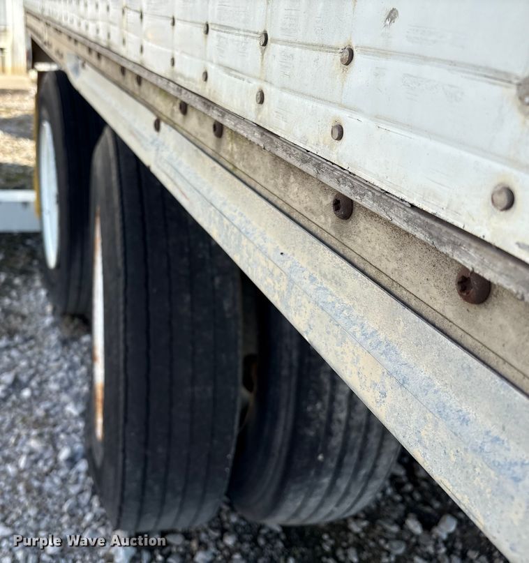 image for item EM0605 1999 Wabash DVCVHPC dry van trailer