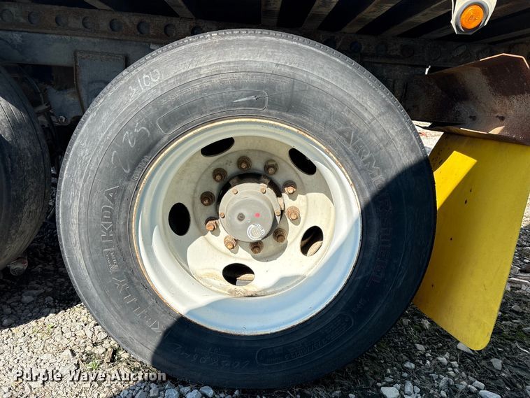 image for item EM0605 1999 Wabash DVCVHPC dry van trailer