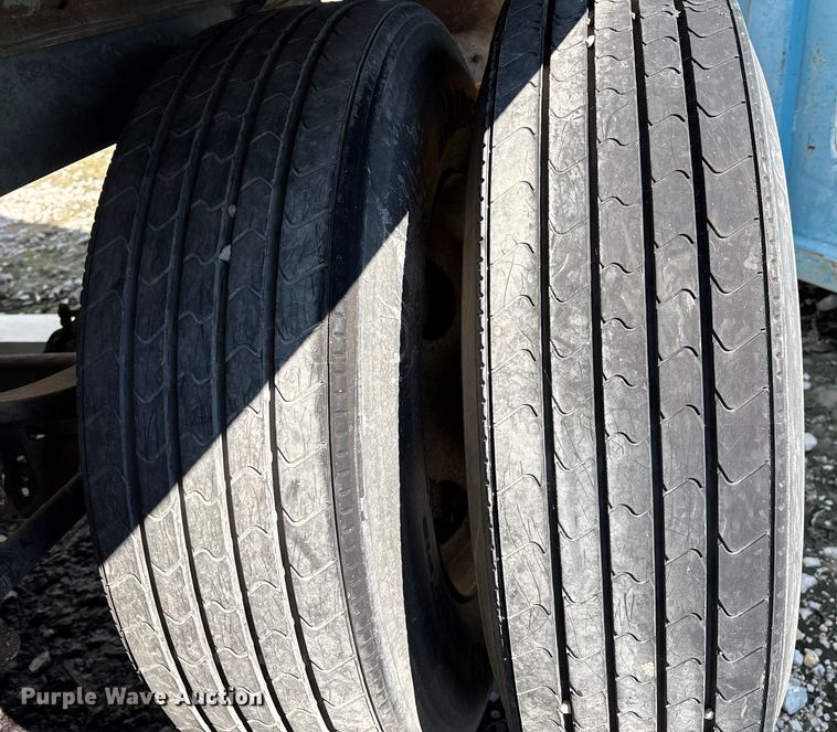 image for item EM0605 1999 Wabash DVCVHPC dry van trailer