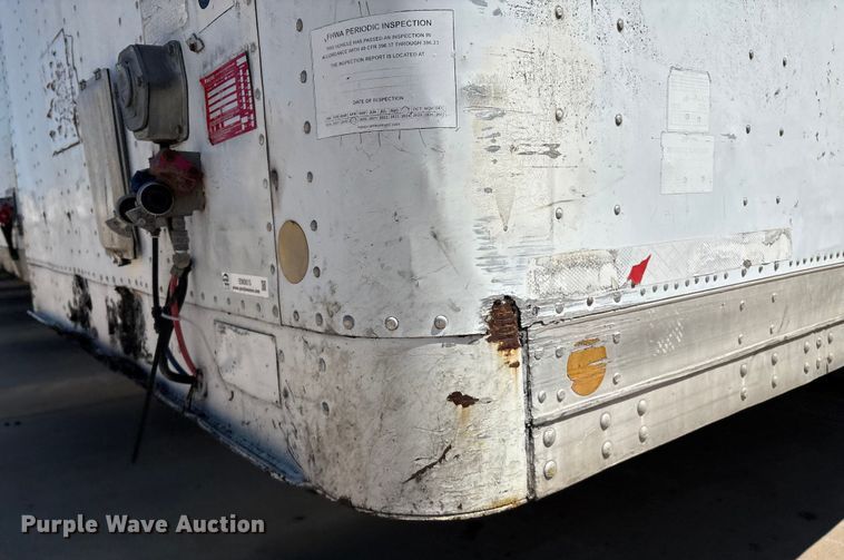 image for item EM0608 1999 Wabash dry van trailer