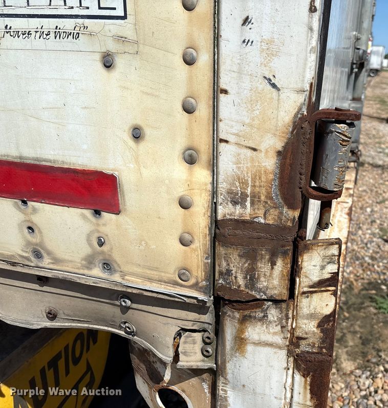 image for item EM0608 1999 Wabash dry van trailer