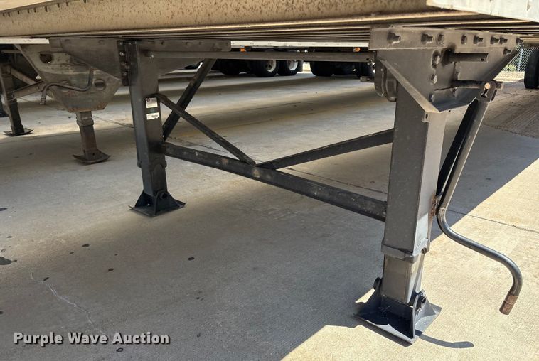 image for item EM0608 1999 Wabash dry van trailer